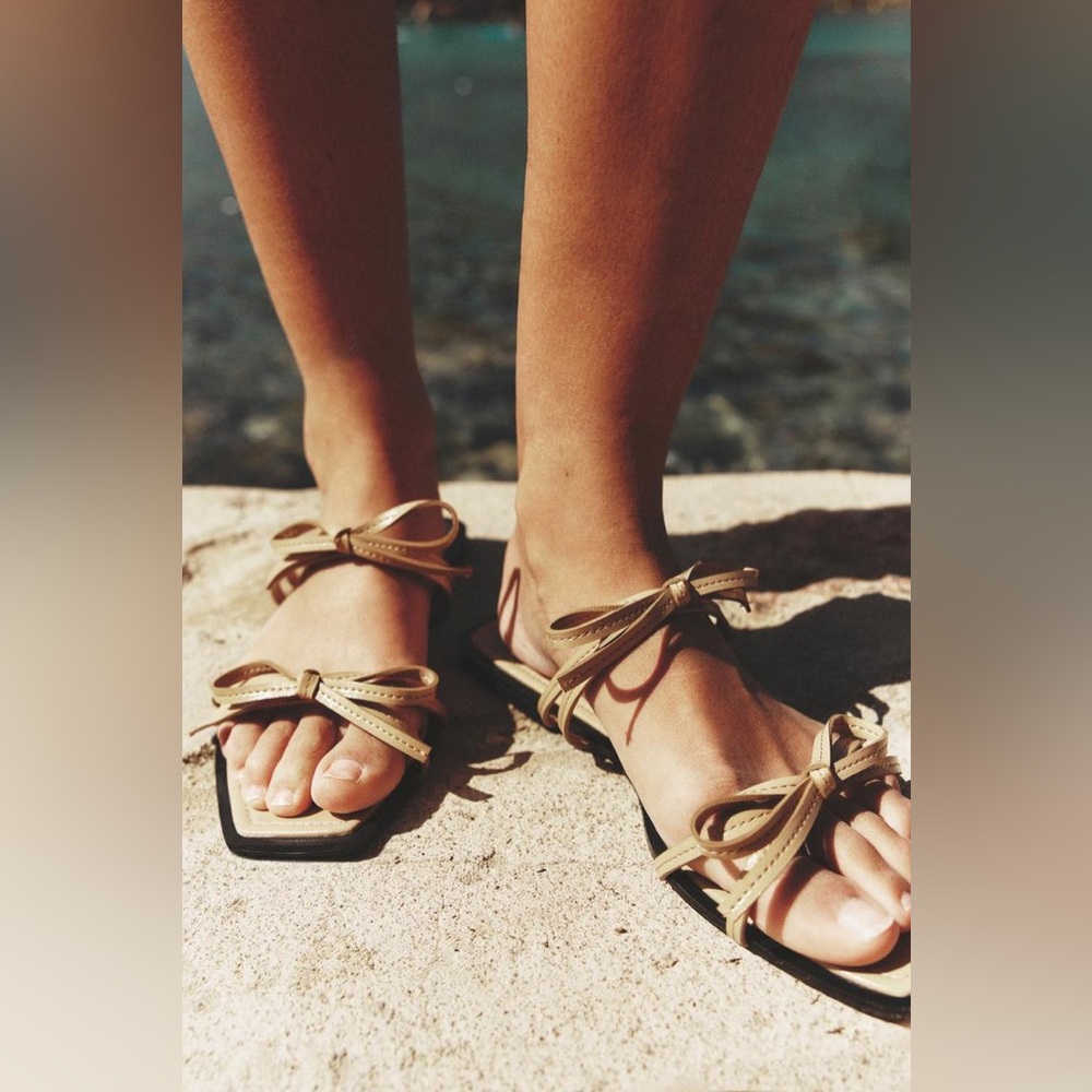ZARA NUDE BOW TRIM FLAT SANDALS